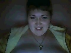 russian mature masturbates on webcam